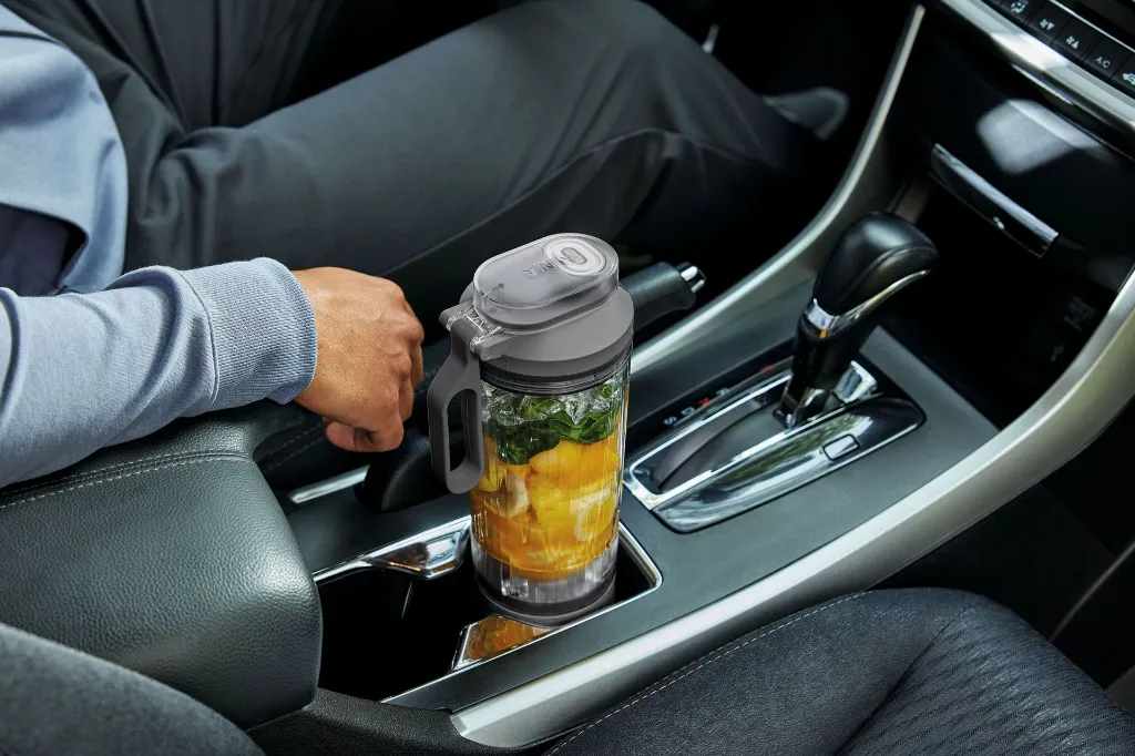 JPG-R_BC251EUGY_InUse_Car_Overhead_Unblended_OnMotorBase.webp