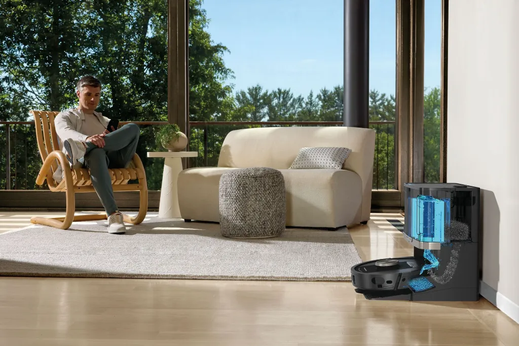 JPG-R_RV2800ZEEUUK_InUse_Livingroom_NeverTchBase.webp