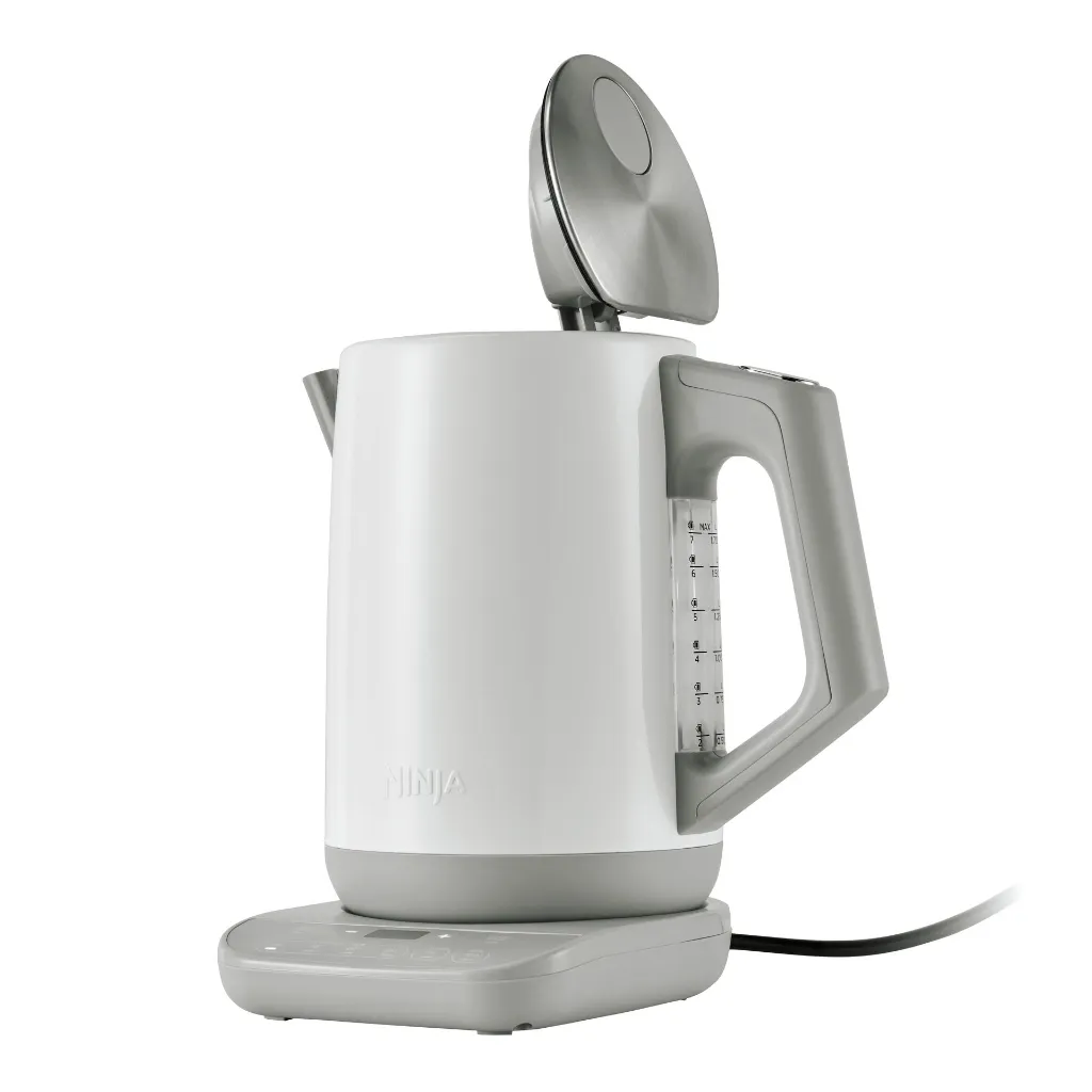 JPG-R_KT200EUWH_White_Kettle_Lid_Up_45Deg_Left.webp
