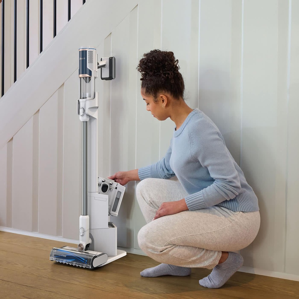 Image for Vacuum Cleaner|SHARK|BU3521EU|Dry|2-in-1 stick vacuum|White/Blue|Bagless|Battery| 2.7 kg|BU3521EU